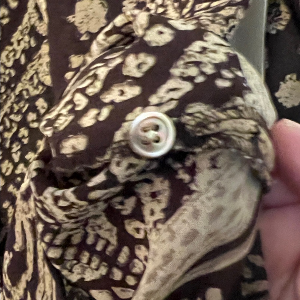Brown & Tan Liz Claiborne 6P Patterned Shirt - Picture 7 of 7